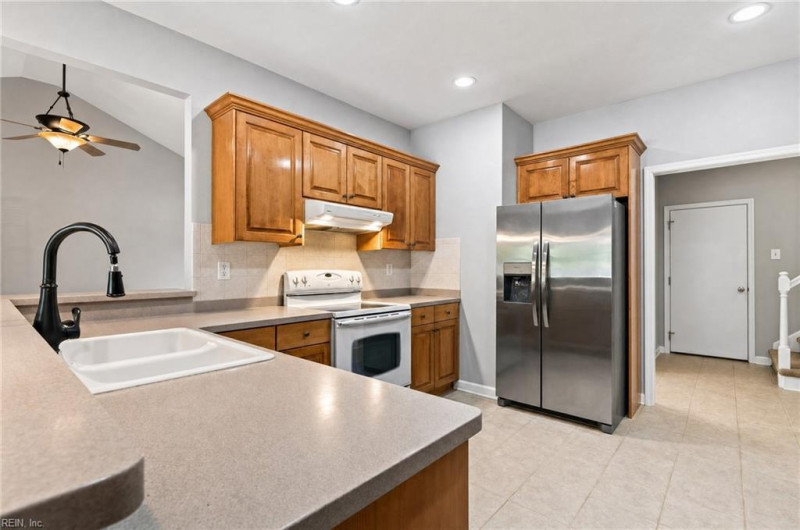 Photo 13 of 47 residential for sale in Chesapeake virginia Photo 13 of 47 residential for sale in Chesapeake virginia