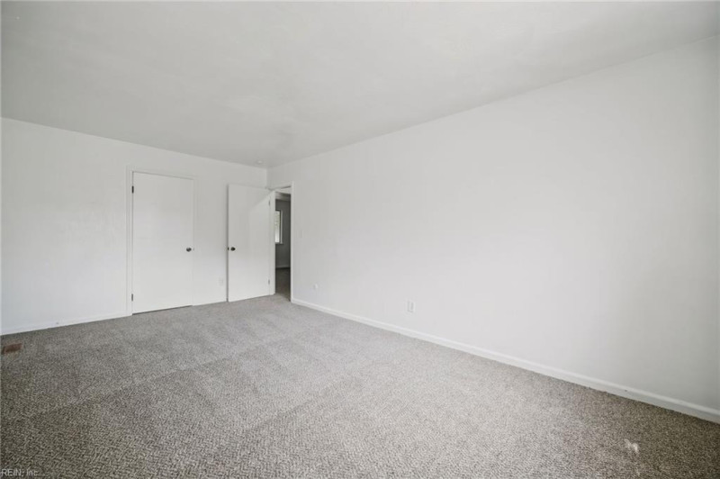 Photo 14 of 30 residential for sale in Virginia Beach virginia