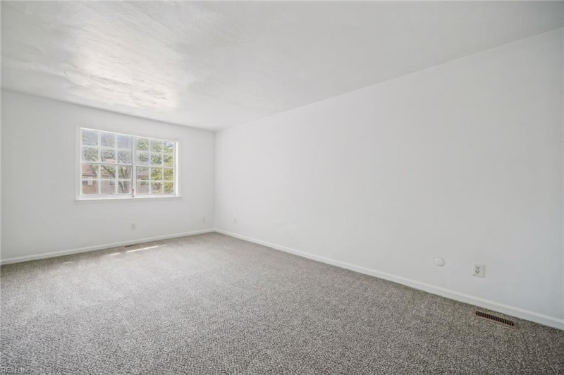 Photo 15 of 30 residential for sale in Virginia Beach virginia