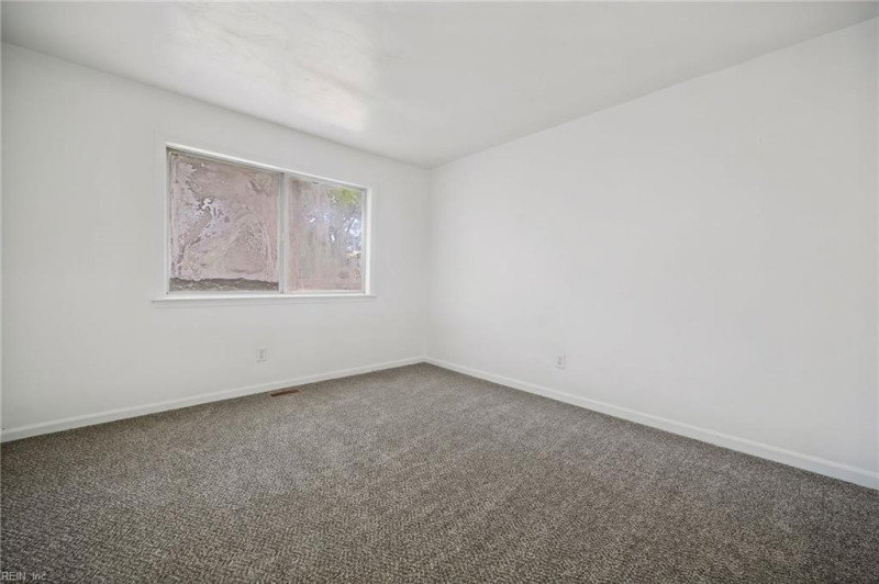 Photo 16 of 30 residential for sale in Virginia Beach virginia