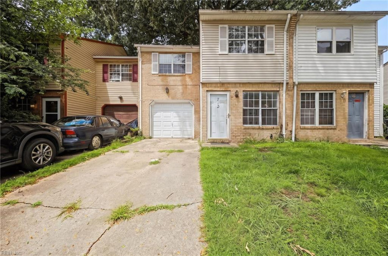 Photo 2 of 30 residential for sale in Virginia Beach virginia