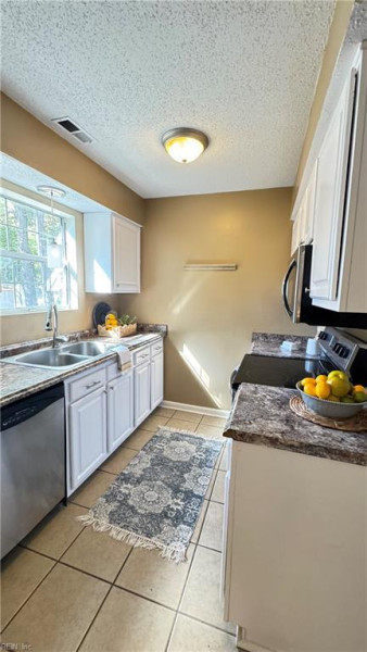 Photo 13 of 48 residential for sale in Newport News virginia