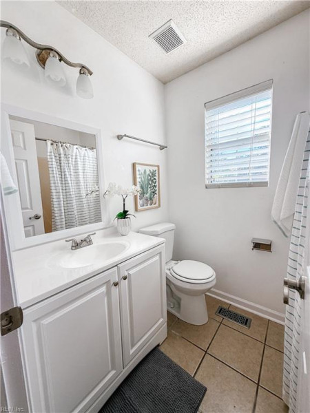 Photo 33 of 48 residential for sale in Newport News virginia