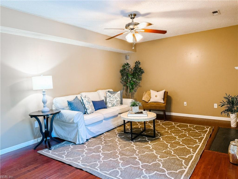 Photo 6 of 48 residential for sale in Newport News virginia