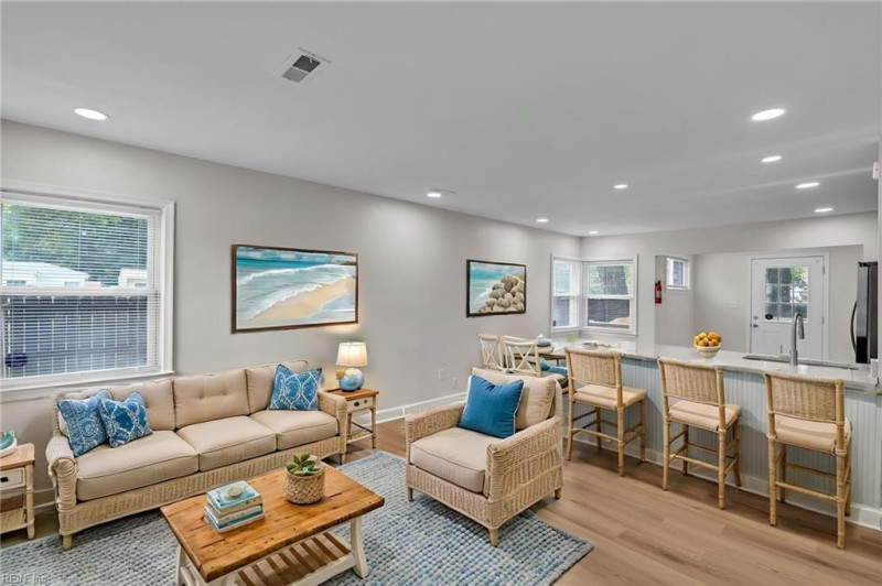 Photo 3 of 34 residential for sale in Norfolk virginia Photo 3 of 34 residential for sale in Norfolk virginia