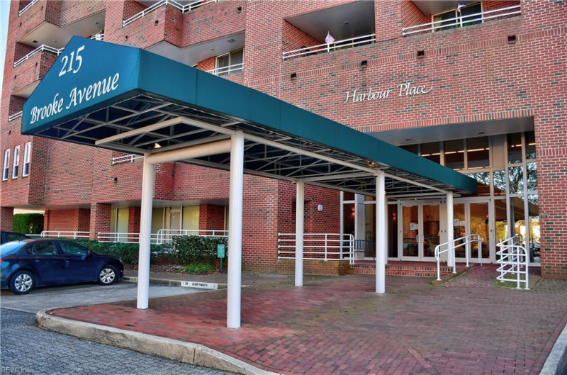Photo 4 of 34 residential for sale in Norfolk virginia Photo 4 of 34 residential for sale in Norfolk virginia