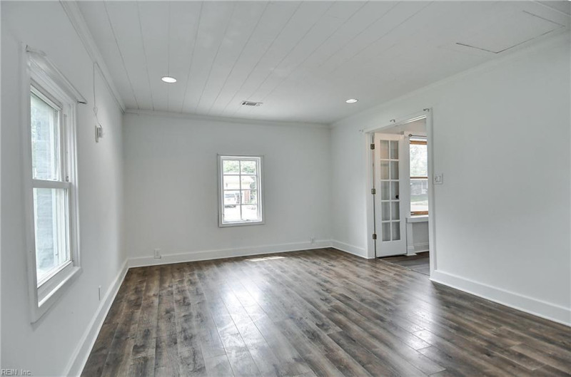 Photo 10 of 19 residential for sale in Chesapeake virginia Photo 10 of 19 residential for sale in Chesapeake virginia