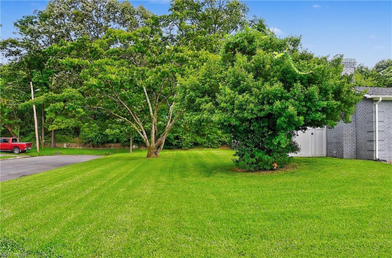 Photo 18 of 19 residential for sale in Chesapeake virginia Photo 18 of 19 residential for sale in Chesapeake virginia