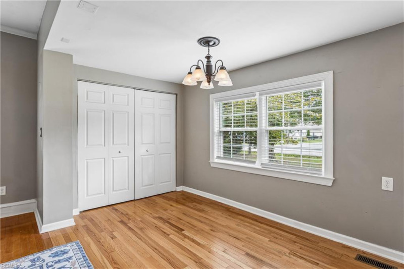 Photo 12 of 47 residential for sale in Poquoson virginia