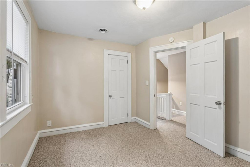 Photo 30 of 47 residential for sale in Poquoson virginia