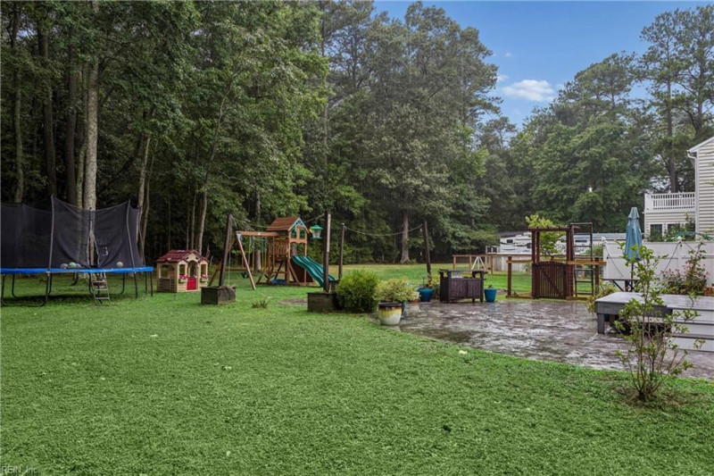 Photo 37 of 47 residential for sale in Poquoson virginia