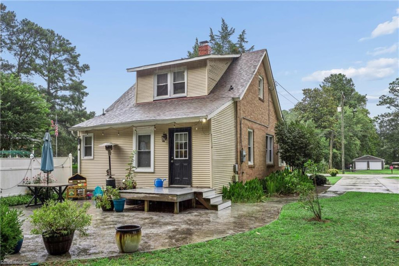 Photo 43 of 47 residential for sale in Poquoson virginia