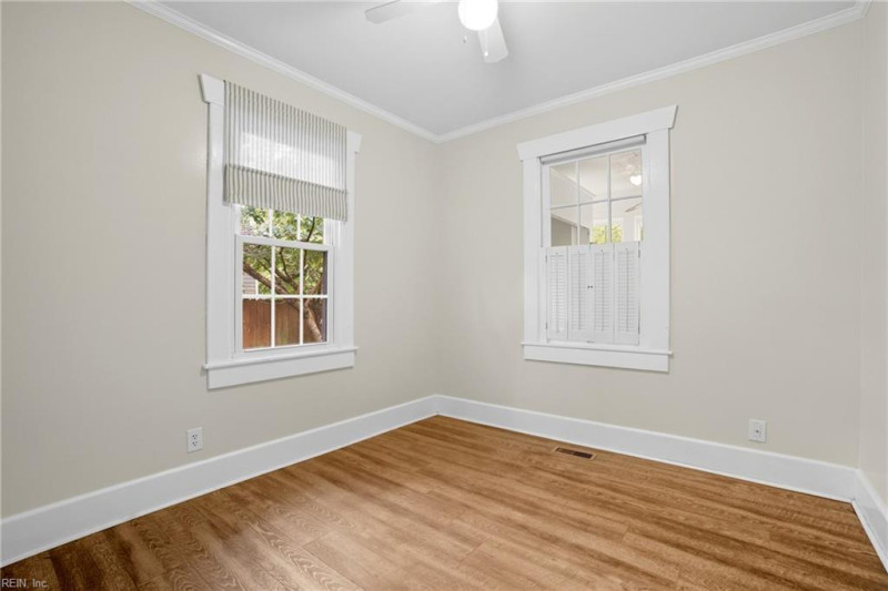 Photo 12 of 19 residential for sale in Norfolk virginia