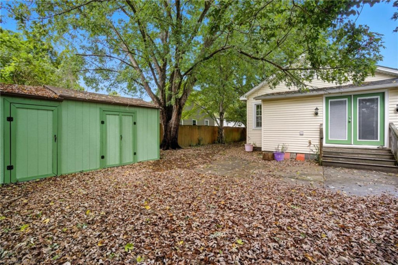 Photo 17 of 19 residential for sale in Norfolk virginia
