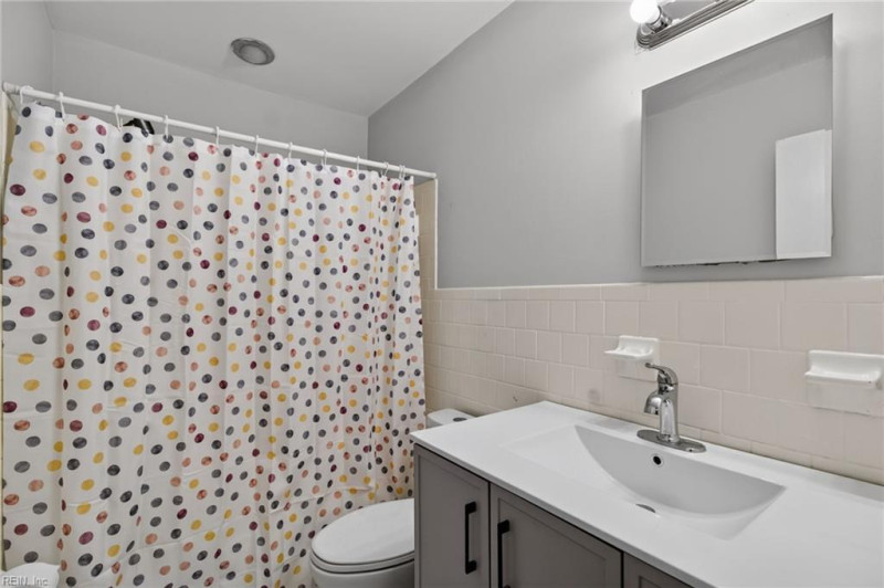 Photo 26 of 31 residential for sale in Newport News virginia