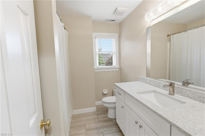 Photo 17 of 33 residential for sale in Chesapeake virginia Photo 17 of 33 residential for sale in Chesapeake virginia