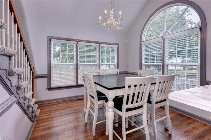 Photo 16 of 50 residential for sale in York County virginia