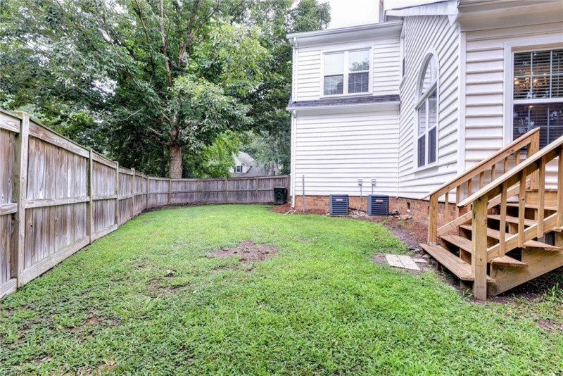 Photo 33 of 50 residential for sale in York County virginia