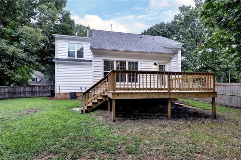 Photo 34 of 50 residential for sale in York County virginia