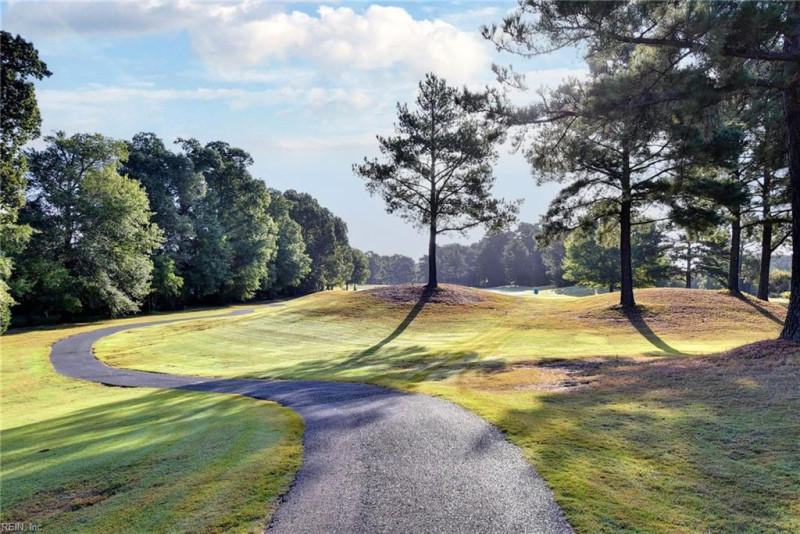 Photo 45 of 50 residential for sale in York County virginia
