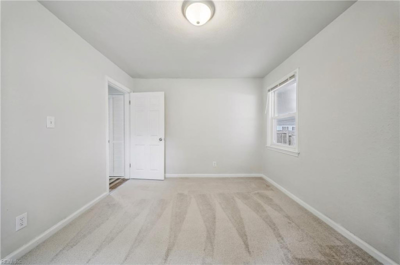 Photo 21 of 39 residential for sale in Norfolk virginia