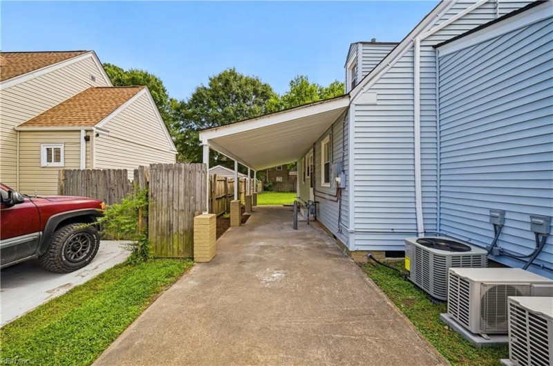 Photo 34 of 39 residential for sale in Norfolk virginia