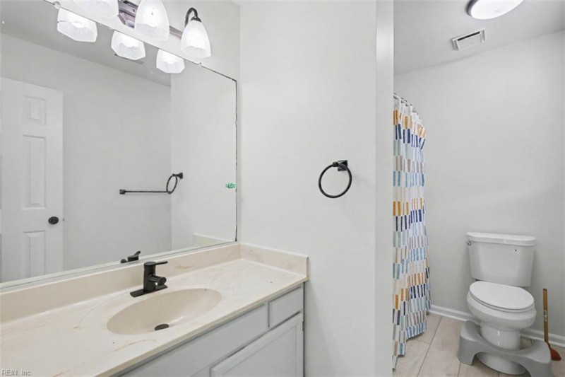 Photo 22 of 33 residential for sale in Virginia Beach virginia