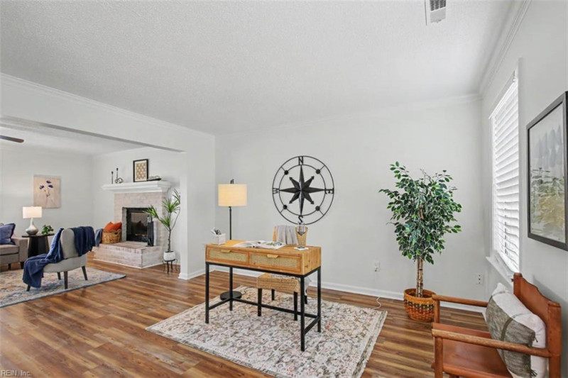 Photo 5 of 33 residential for sale in Virginia Beach virginia