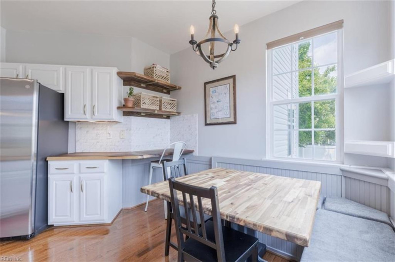 Photo 19 of 50 residential for sale in Chesapeake virginia