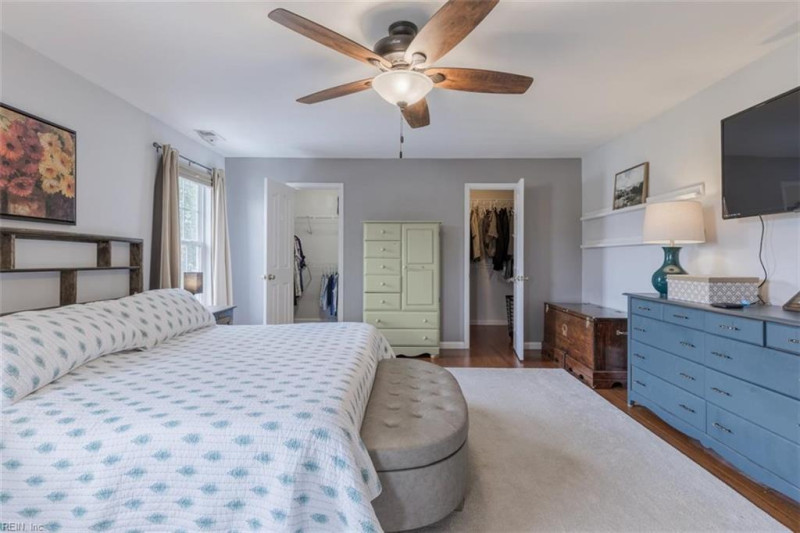 Photo 27 of 50 residential for sale in Chesapeake virginia