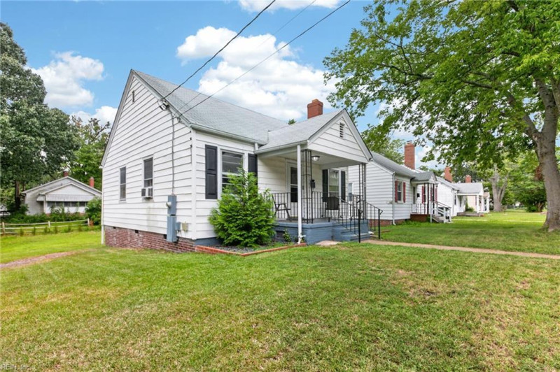 Photo 3 of 23 residential for sale in Hampton virginia Photo 3 of 23 residential for sale in Hampton virginia