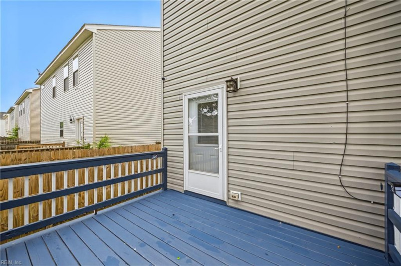 Photo 33 of 39 residential for sale in Portsmouth virginia Photo 33 of 39 residential for sale in Portsmouth virginia
