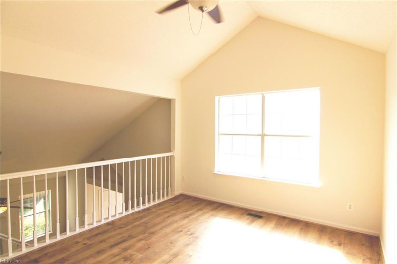 Photo 25 of 32 residential for sale in Chesapeake virginia