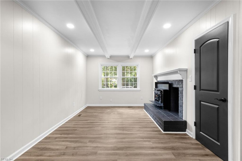 Photo 18 of 50 residential for sale in Newport News virginia