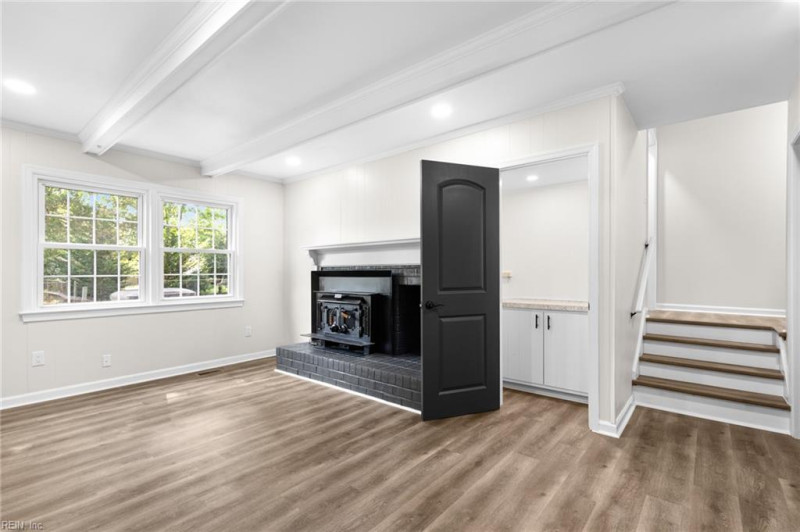 Photo 19 of 50 residential for sale in Newport News virginia