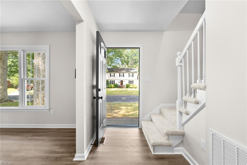Photo 4 of 50 residential for sale in Newport News virginia