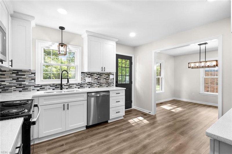 Photo 7 of 50 residential for sale in Newport News virginia