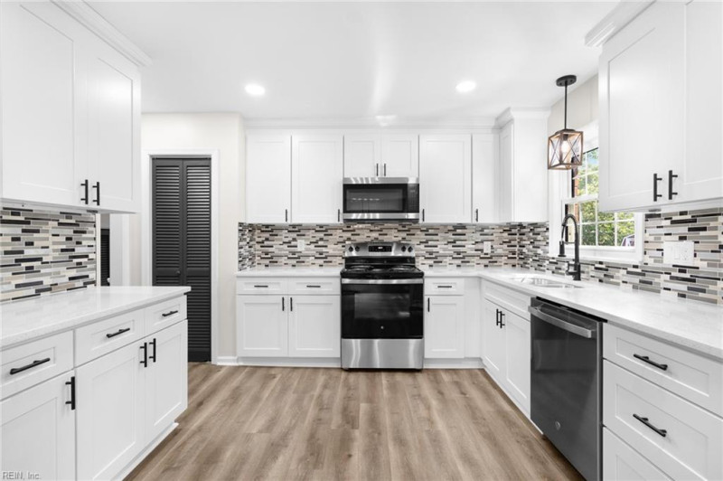 Photo 9 of 50 residential for sale in Newport News virginia