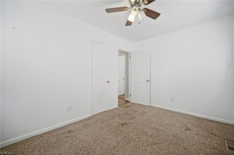 Photo 23 of 40 residential for sale in Hampton virginia