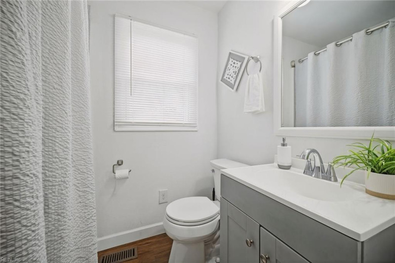 Photo 24 of 40 residential for sale in Hampton virginia