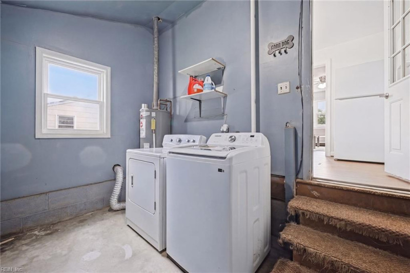 Photo 25 of 40 residential for sale in Hampton virginia