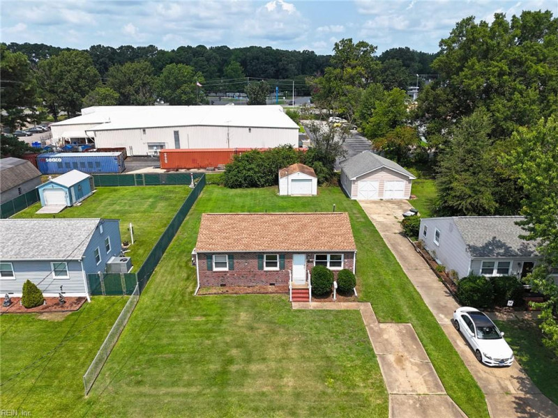 Photo 31 of 40 residential for sale in Hampton virginia