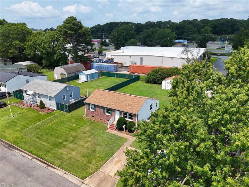 Photo 32 of 40 residential for sale in Hampton virginia