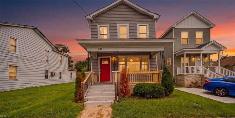 Photo 1 of 36 residential for sale in Portsmouth virginia