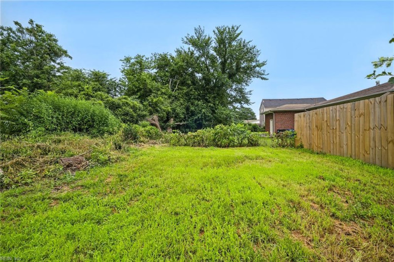 Photo 24 of 36 residential for sale in Portsmouth virginia