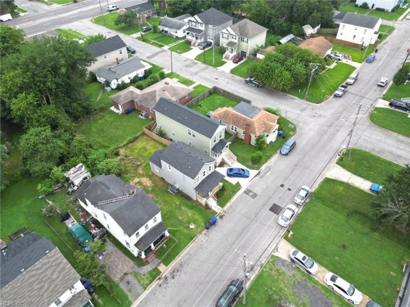 Photo 28 of 36 residential for sale in Portsmouth virginia