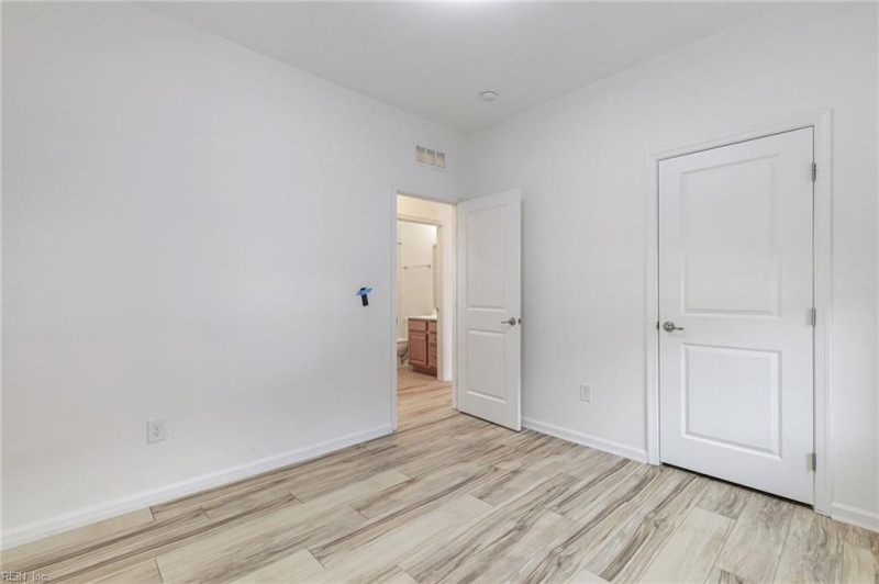 Photo 19 of 40 residential for sale in Newport News virginia