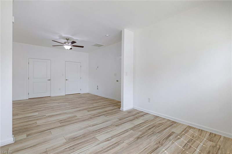 Photo 29 of 40 residential for sale in Newport News virginia