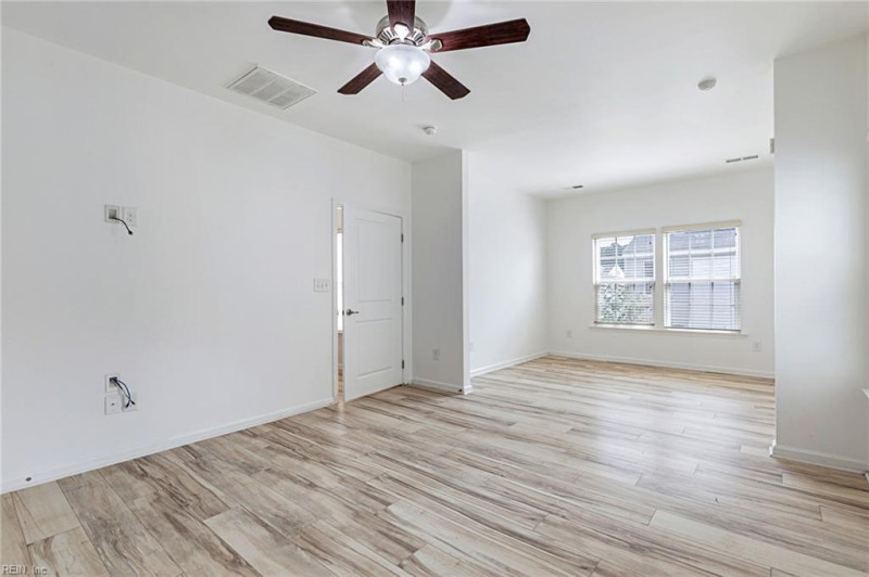Photo 30 of 40 residential for sale in Newport News virginia