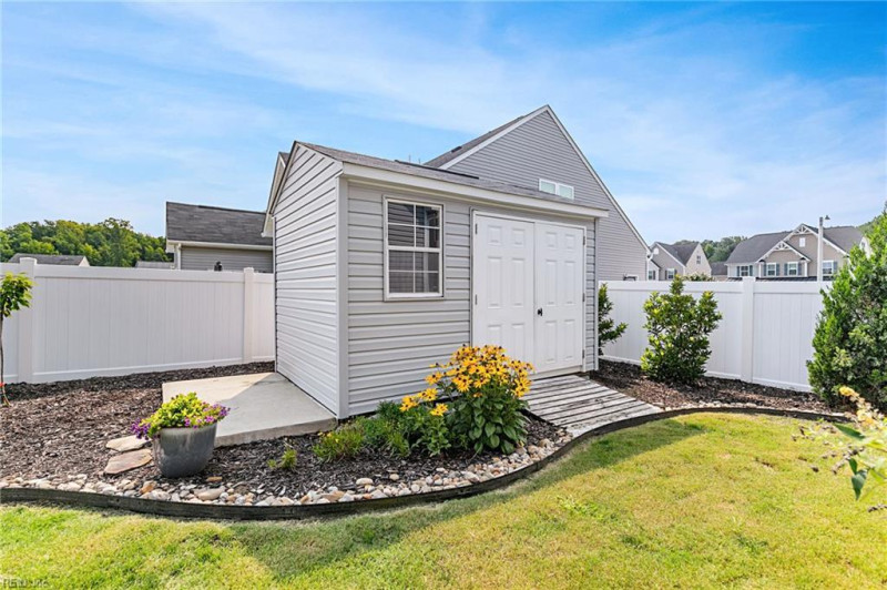 Photo 33 of 40 residential for sale in Newport News virginia
